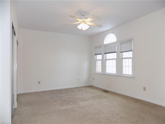 205 Amersham Dr Apt C, Yorktown, VA 23693