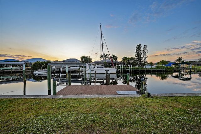 18602 ASHCROFT CIRCLE, Port Charlotte, FL 33948