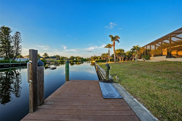 18602 ASHCROFT CIRCLE, Port Charlotte, FL 33948