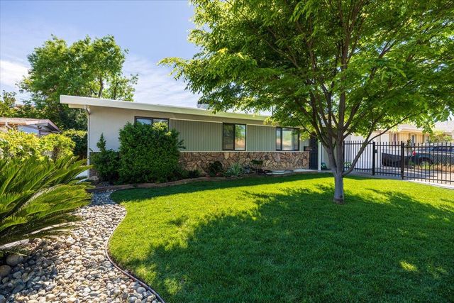 3626 Milton Way, North Highlands, CA 95660