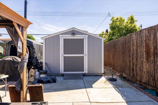 3626 Milton Way, North Highlands, CA 95660