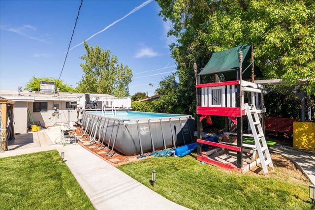 3626 Milton Way, North Highlands, CA 95660