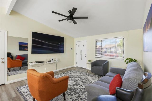 3626 Milton Way, North Highlands, CA 95660