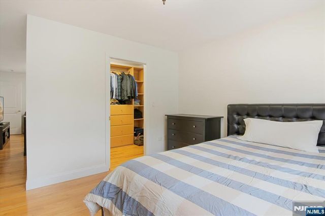 85 Harvey Avenue, Paramus, NJ 07652