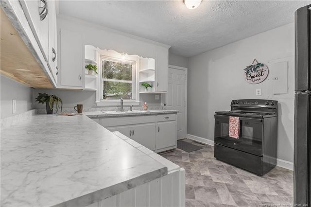 1021 Martindale Drive, Fayetteville, NC 28304