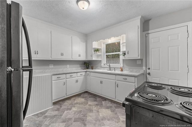 1021 Martindale Drive, Fayetteville, NC 28304