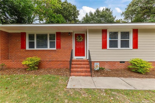 1021 Martindale Drive, Fayetteville, NC 28304