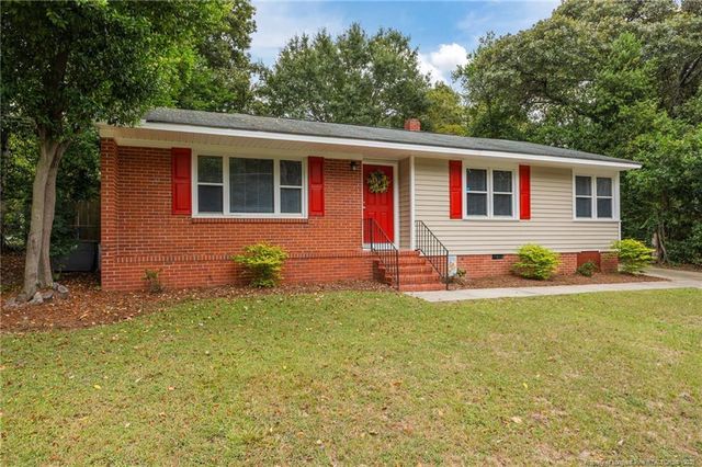 1021 Martindale Drive, Fayetteville, NC 28304