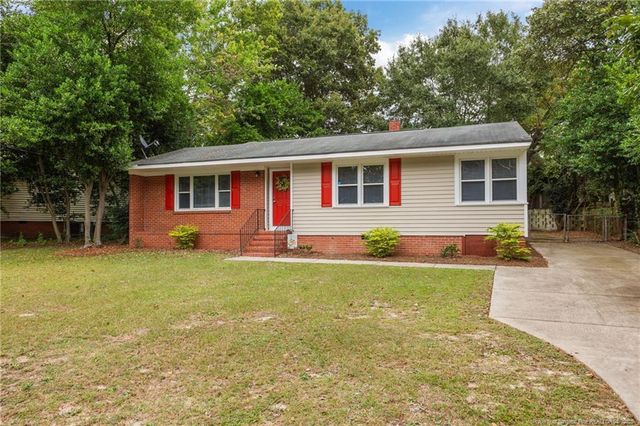 1021 Martindale Drive, Fayetteville, NC 28304