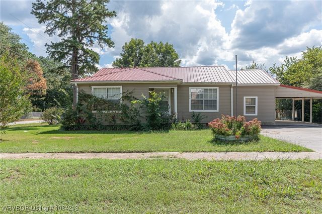 890 E 5th Street, Booneville, AR 72927
