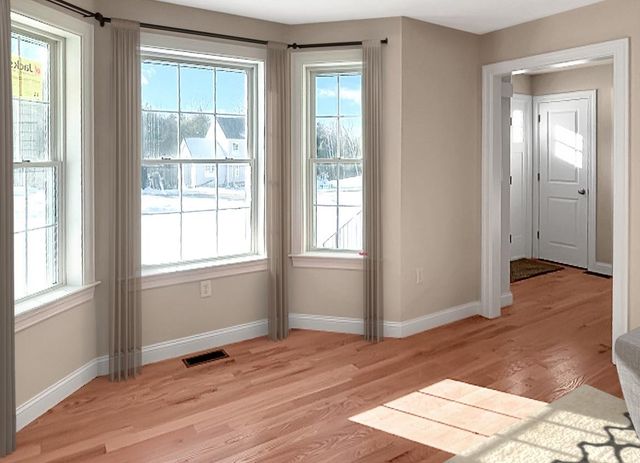 6 Blaisdell Court, Raymond, NH 03077