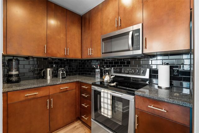 360 Nueces ST 1314, Austin, TX 78701