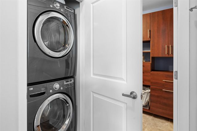 360 Nueces ST 1314, Austin, TX 78701