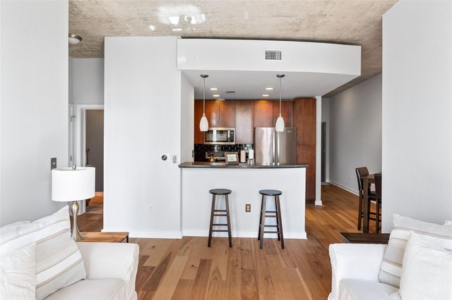 360 Nueces ST 1314, Austin, TX 78701