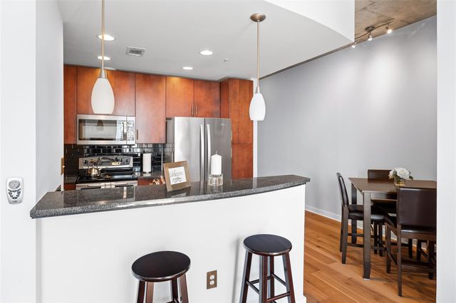 360 Nueces ST 1314, Austin, TX 78701