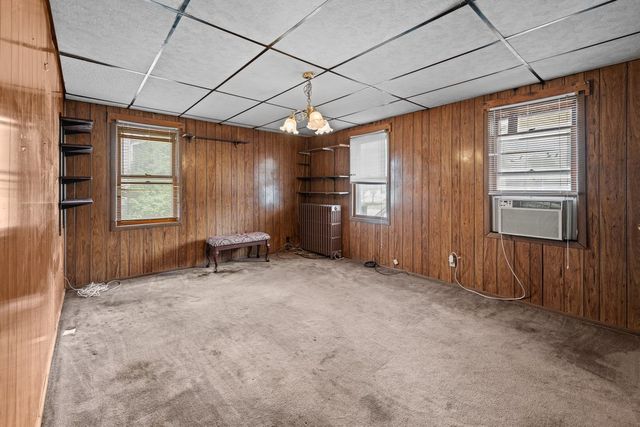 2510 17th Street, Rock Island, IL 61201