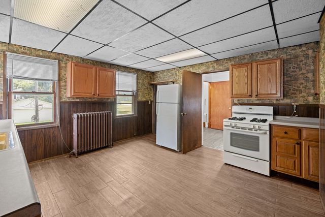 2510 17th Street, Rock Island, IL 61201