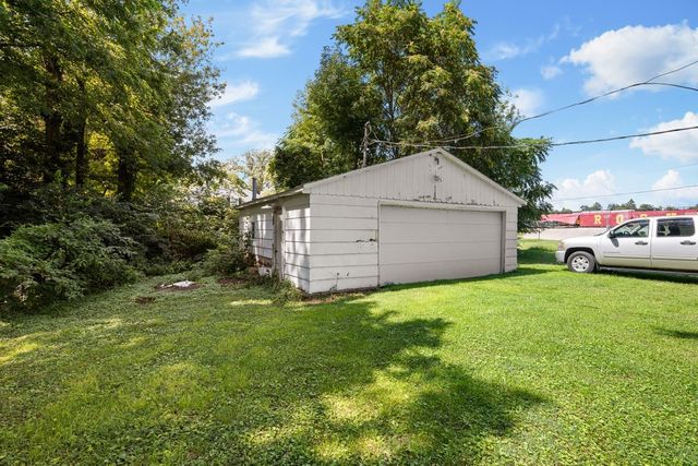 2510 17th Street, Rock Island, IL 61201