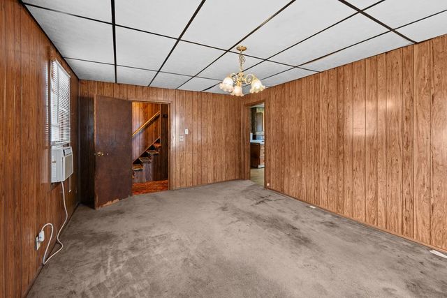 2510 17th Street, Rock Island, IL 61201