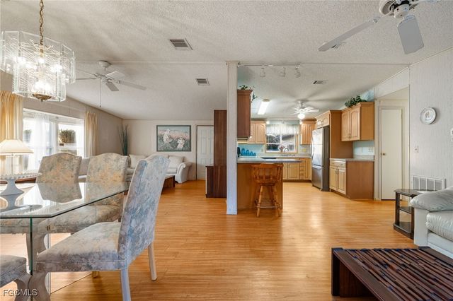 19658 Eagle Trace CT, North Fort Myers, FL 33903