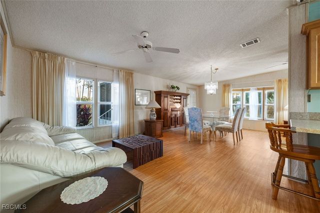 19658 Eagle Trace CT, North Fort Myers, FL 33903