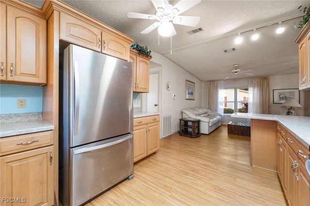 19658 Eagle Trace CT, North Fort Myers, FL 33903