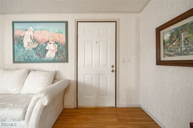 19658 Eagle Trace CT, North Fort Myers, FL 33903