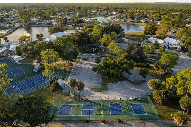 19658 Eagle Trace CT, North Fort Myers, FL 33903