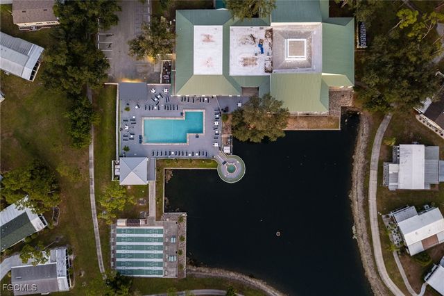 19658 Eagle Trace CT, North Fort Myers, FL 33903