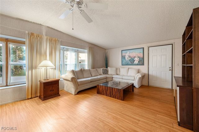 19658 Eagle Trace CT, North Fort Myers, FL 33903