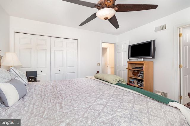 34 DEVONSHIRE PL, Columbia, PA 17512