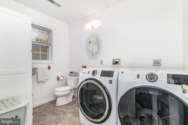 34 DEVONSHIRE PL, Columbia, PA 17512