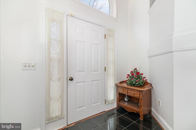 34 DEVONSHIRE PL, Columbia, PA 17512