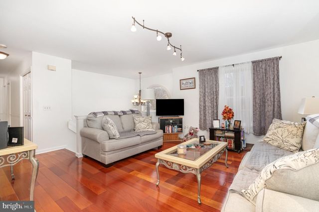 34 DEVONSHIRE PL, Columbia, PA 17512