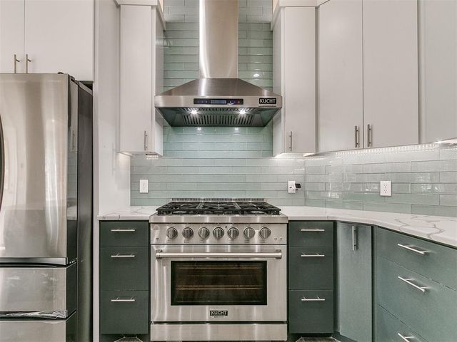 2520 Silverfield Lane, Edmond, OK 73025