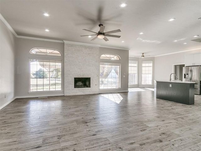 2520 Silverfield Lane, Edmond, OK 73025