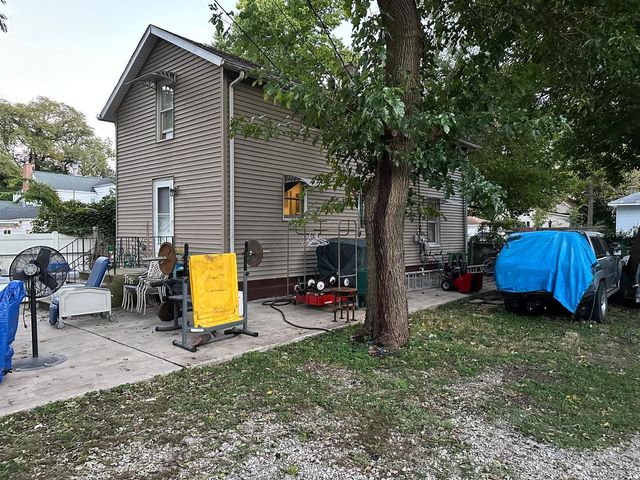 607 Richmond Street, Joliet, IL 60435