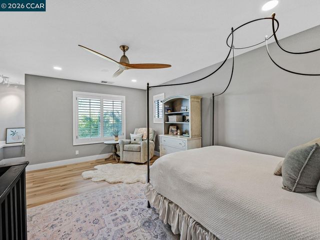 3911 Deer Trail Ln, Danville, CA 94506