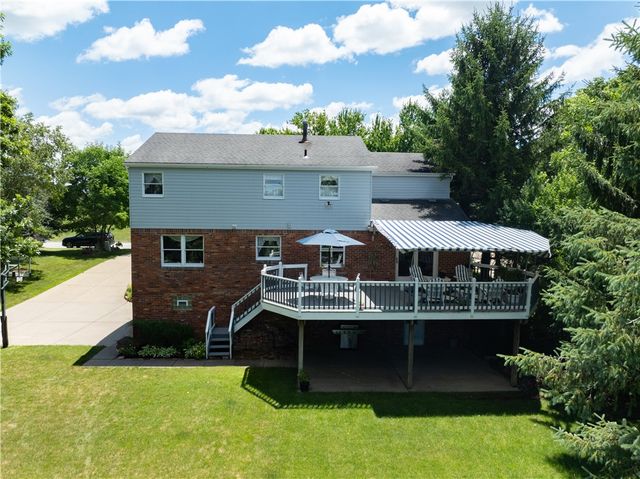 5911 Oak Hill Ct, Murrysville, PA 15632