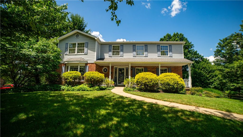 5911 Oak Hill Ct, Murrysville, PA 15632
