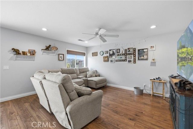 28442 Alder Peak, Canyon Country (santa Clarita), CA 91387