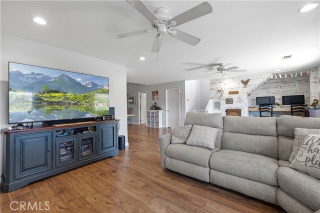 28442 Alder Peak, Canyon Country (santa Clarita), CA 91387