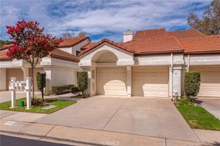 1323 Calle Lozano, Camarillo, CA 93012