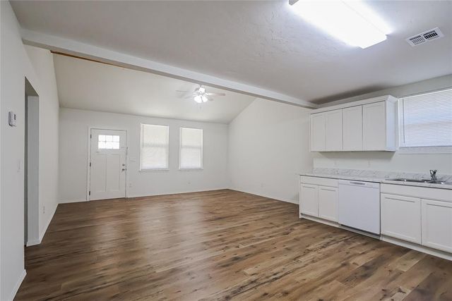1609 NW 34th Street, Oklahoma City, OK 73118