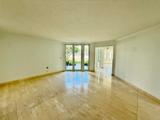 100 SE 5th Avenue 107, Boca Raton, FL 33432