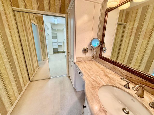100 SE 5th Avenue 107, Boca Raton, FL 33432