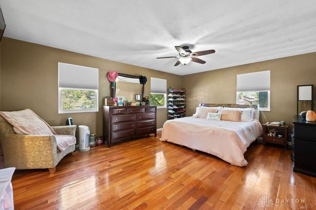 2302 King Richard Parkway, Miamisburg, OH 45342