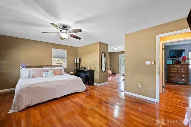 2302 King Richard Parkway, Miamisburg, OH 45342