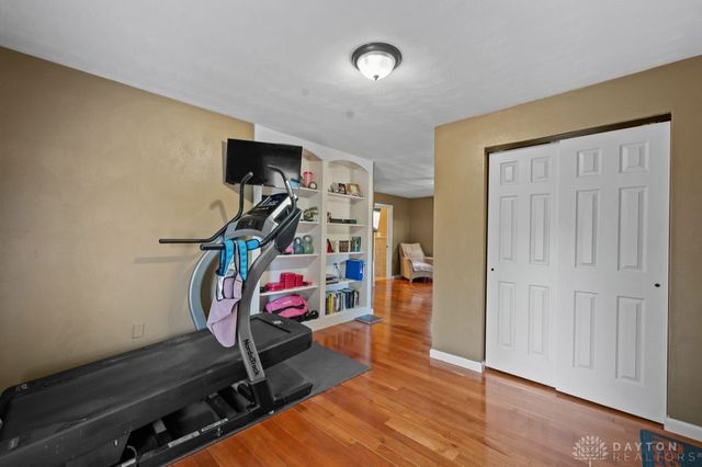 2302 King Richard Parkway, Miamisburg, OH 45342