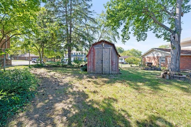 2302 King Richard Parkway, Miamisburg, OH 45342